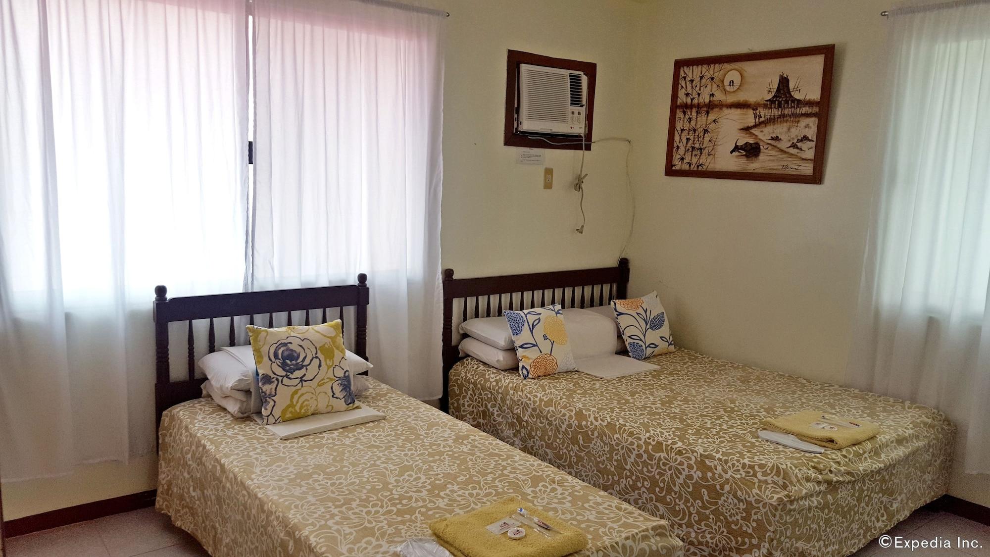 Lola Itang Pension House Tiniguiban Kültér fotó