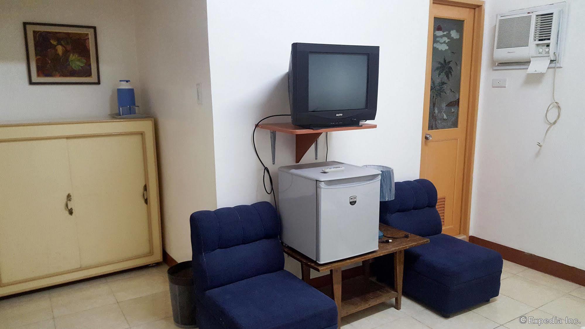 Lola Itang Pension House Tiniguiban Kültér fotó